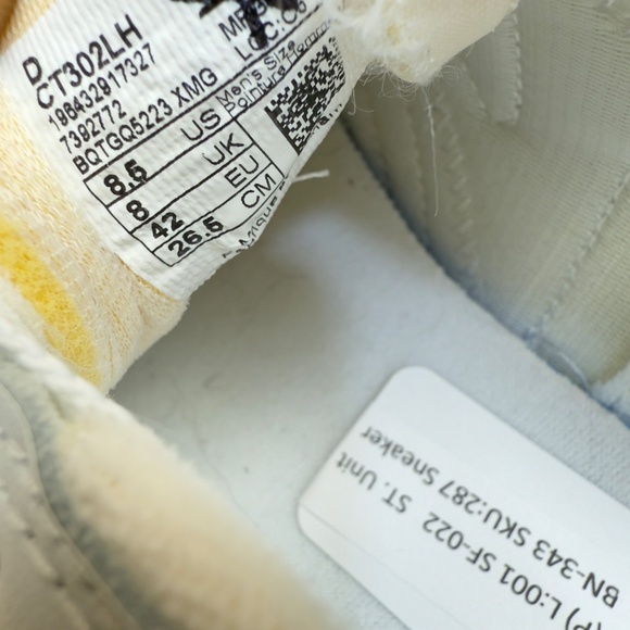 New Balance 302 White True Red Casual Sneakers Men Size 8.5 CT302LH - Picture 8 of 9